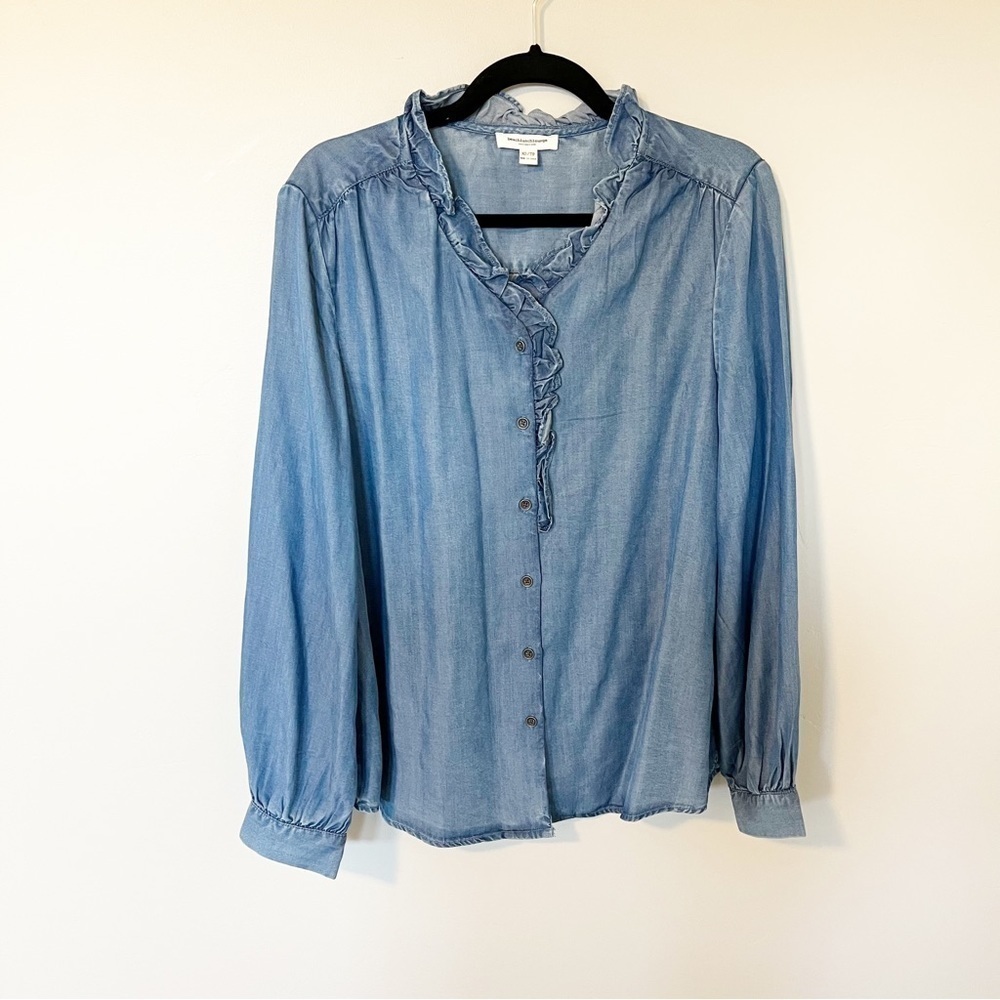 Beachlunchlounge Darra Long Sleeve Ruffle Neck chambray Button up